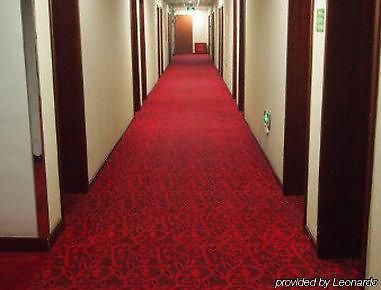 Super 8 Beijing Guang Ming Qiao Hotel Exterior photo